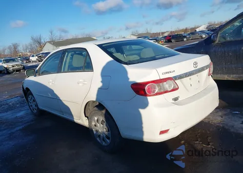 2011 Toyota Corolla Le z USA, uszkodzony, nr VIN 2T1BU4EE8BC752854
